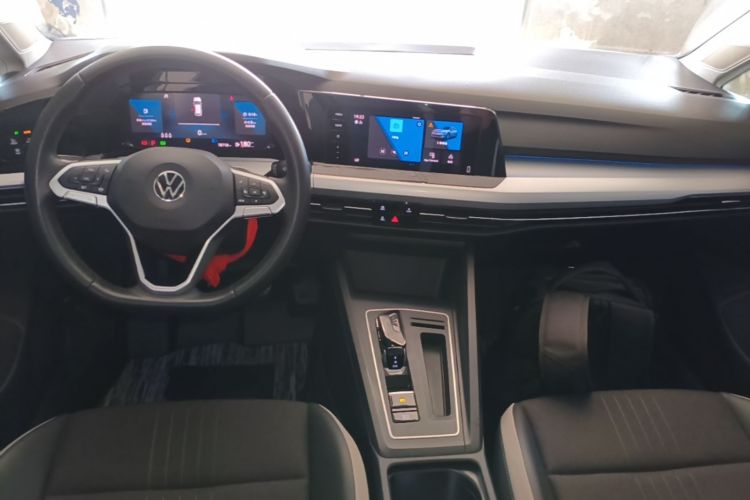Volkswagen Golf 2023 #10 Volkswagen Golf 2023 car image #10