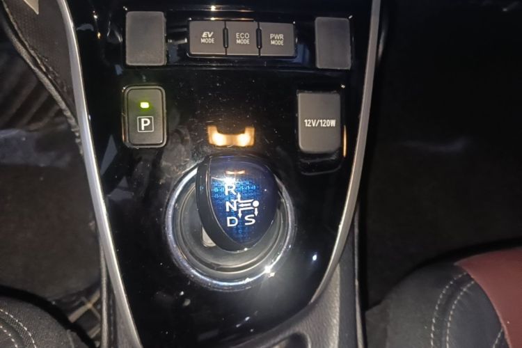 Toyota Corolla 2019 #14 Toyota Corolla 2019 car image #14