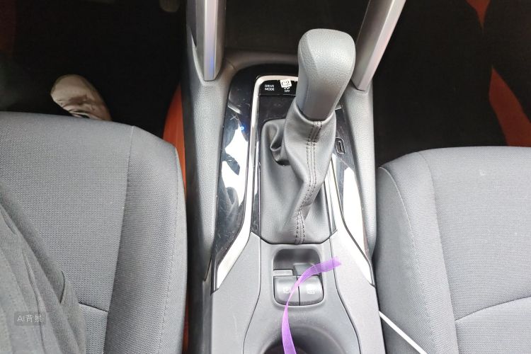 Toyota Corolla Cross 2025 car image #16