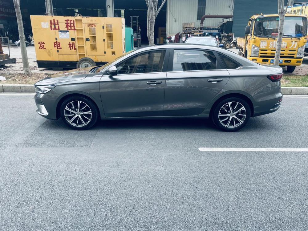 GEELY Emgrand 2021 #3 GEELY Emgrand 2021 car image #3