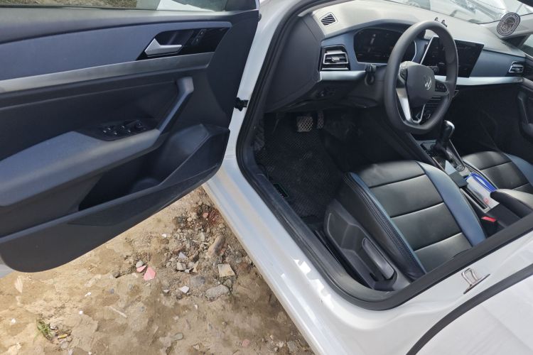 Volkswagen Lavida 2024 car image #16