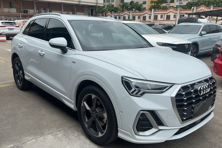 Audi Q3 2022 #7 Audi Q3 2022 car image #7