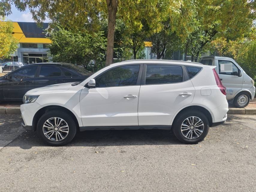 GEELY Vision X6 2019 #2 GEELY Vision X6 2019 car image #2