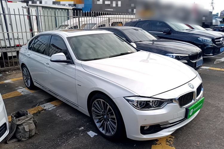 BMW 3 Series 2017 #4 BMW 3 Series 2017 car image #4