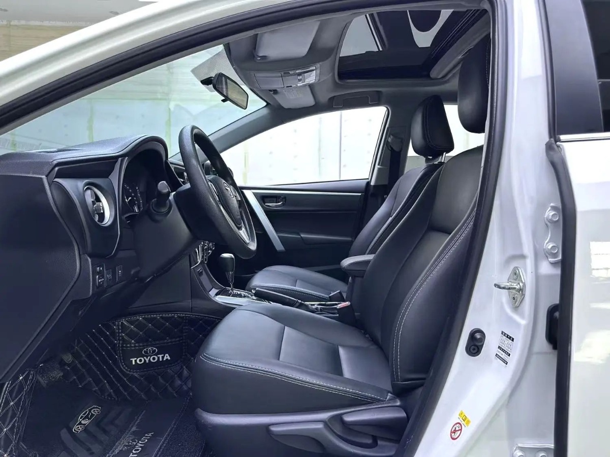 Toyota Corolla 2017 car image #6