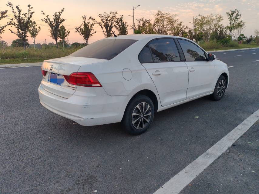 Volkswagen Santana 2017 car image #7