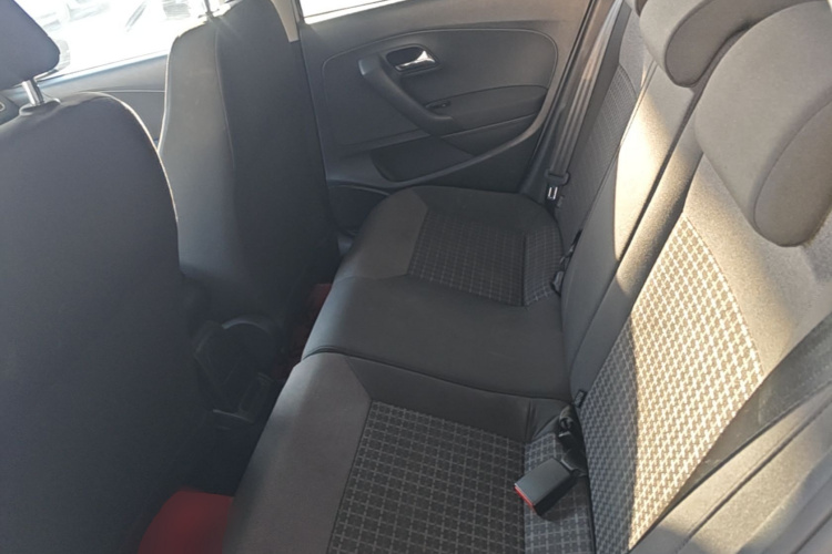 Volkswagen Polo 2016 #17 Volkswagen Polo 2016 car image #17