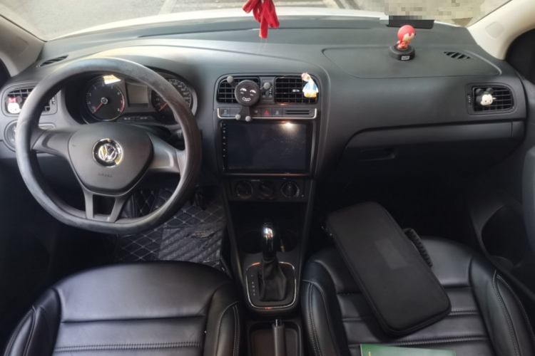 Volkswagen Polo 2019 car image #7