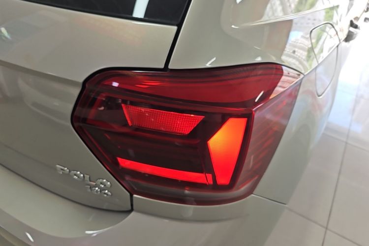 Volkswagen Polo 2020 car image #8
