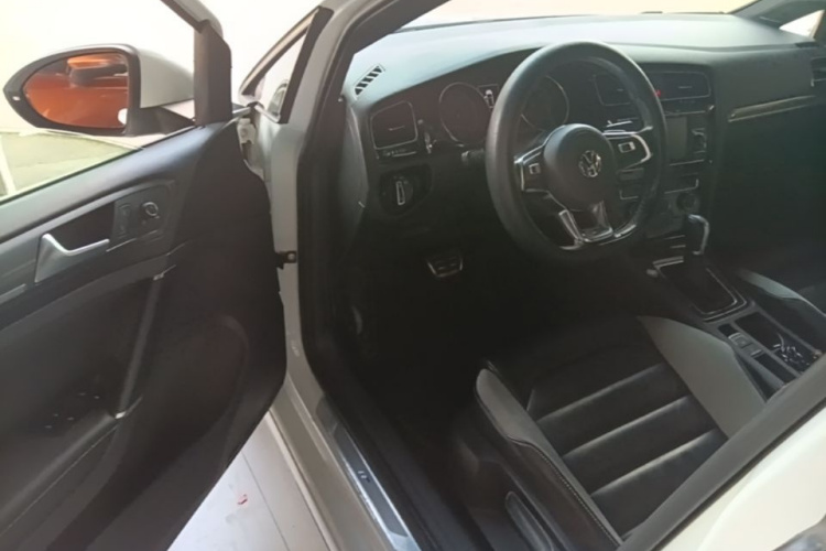 Volkswagen Golf 2018 #16 Volkswagen Golf 2018 car image #16