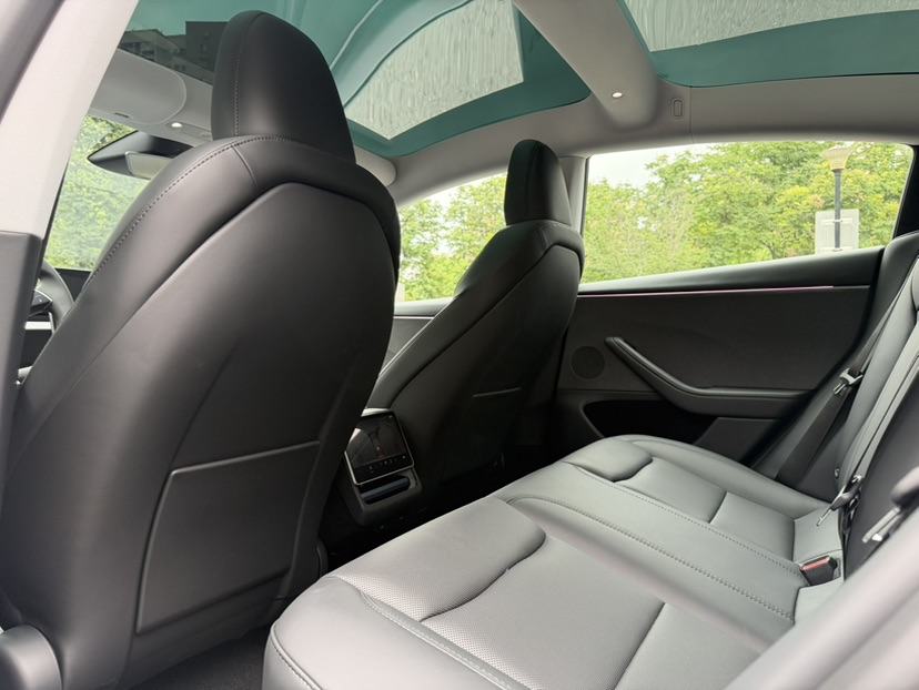 Tesla Model 3 2026 car image #5