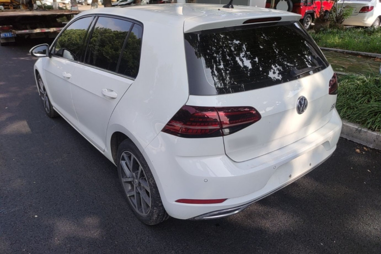 Volkswagen Golf 2019 #5 Volkswagen Golf 2019 car image #5