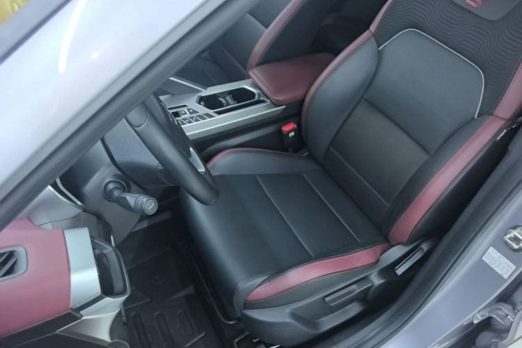 GEELY Coolray 2021 car image #19