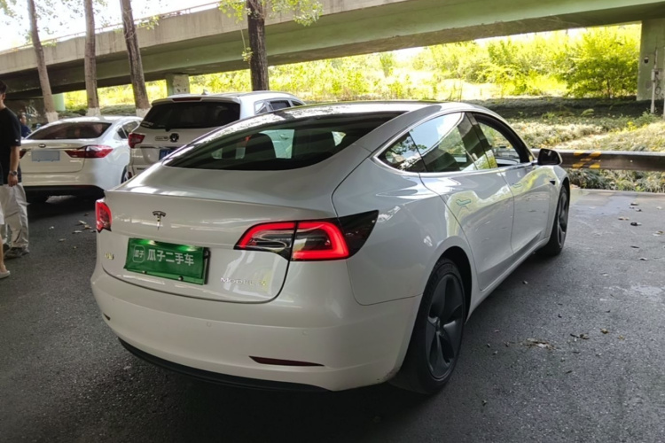 Tesla Model 3 2020 #5 Tesla Model 3 2020 immagine di auto #5