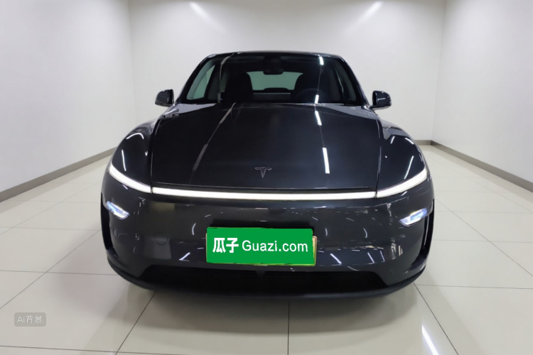 Tesla Model Y 2025 immagine di auto #3