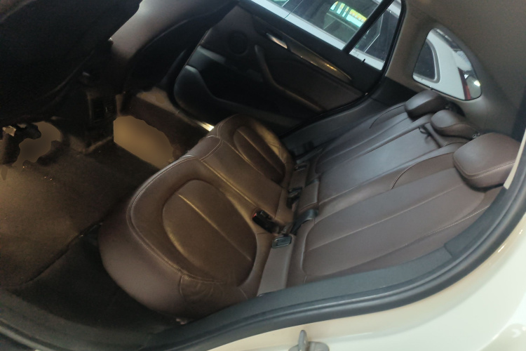 BMW X1 2018 imagen de coche #17