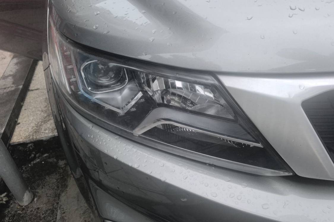 GEELY Vision X6 2019 car image #7