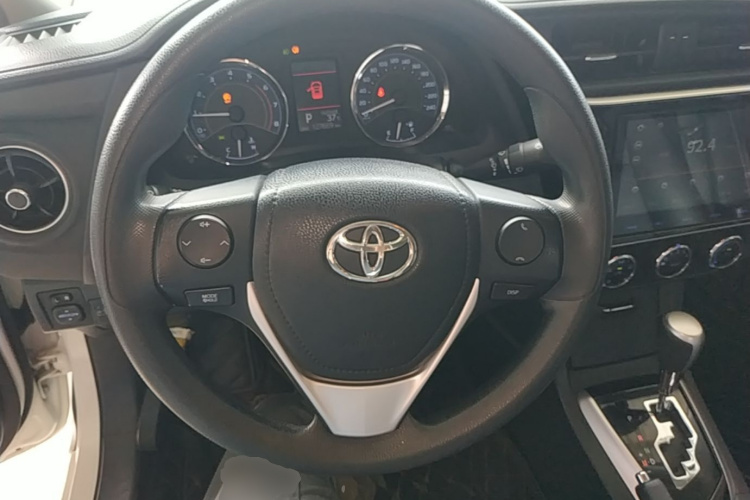 Toyota Corolla 2017 #15 Toyota Corolla 2017 immagine di auto #15