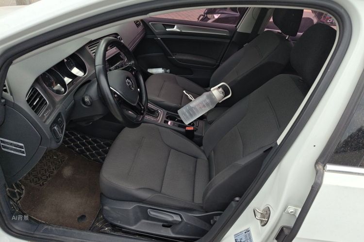 Volkswagen Golf 2015 car image #17