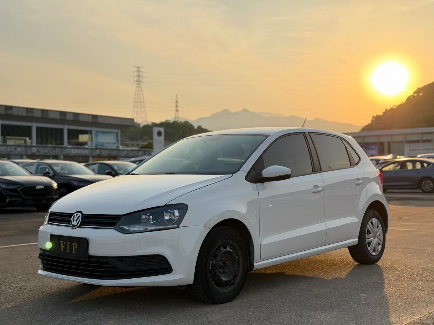 Volkswagen Polo 2018 Volkswagen Polo 2018 car image