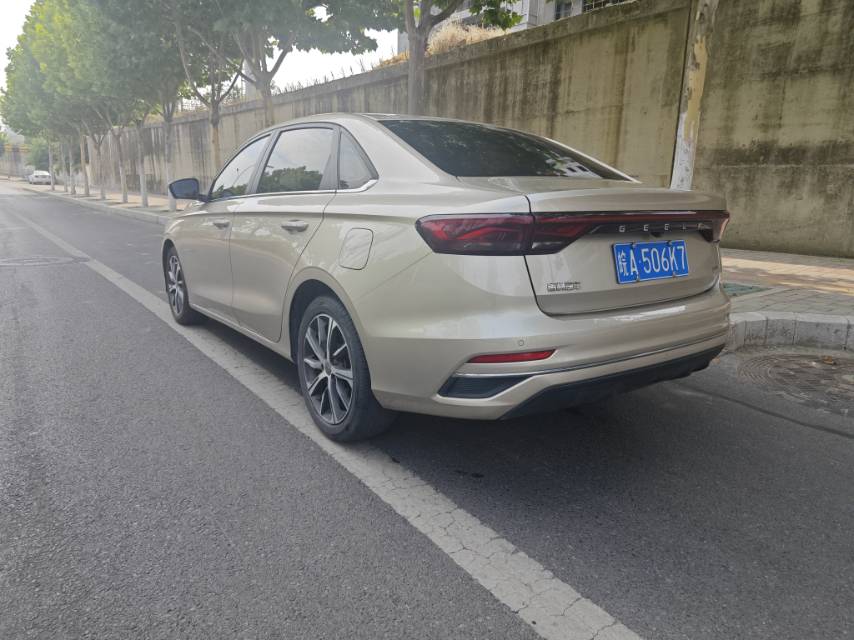 GEELY Emgrand 2021 car image #9