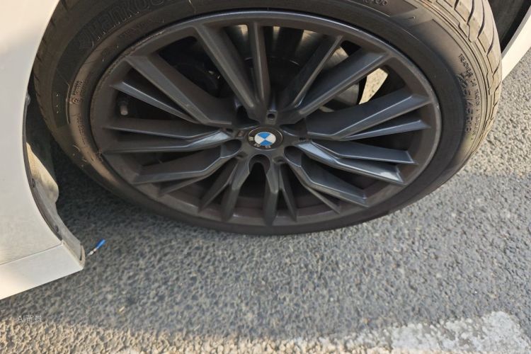 BMW 3 Series 2021 #9 BMW 3 Series 2021 car image #9