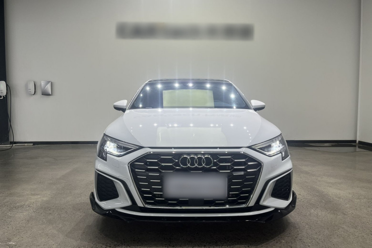 Audi A3 2023 car image #3