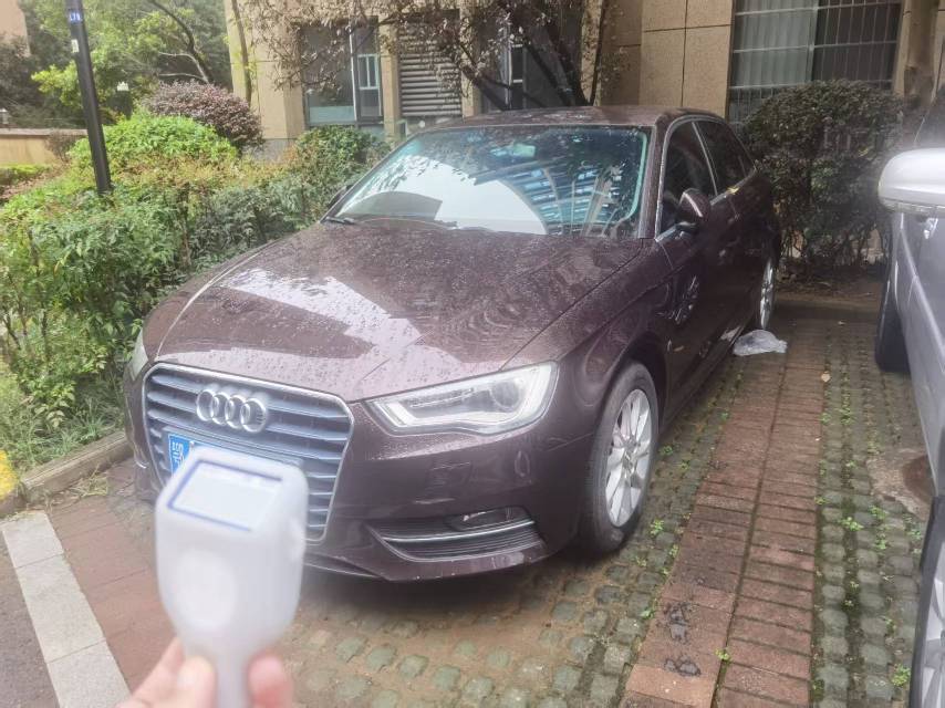 2016 immagine di auto 