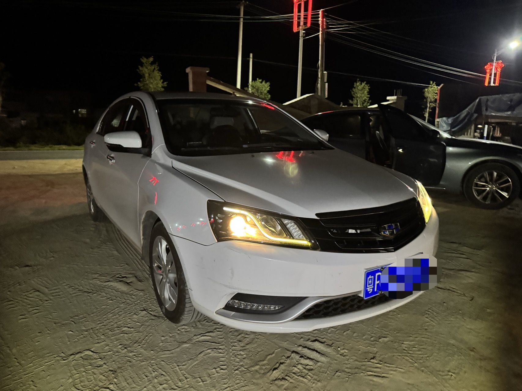 GEELY Emgrand 2015 #3 GEELY Emgrand 2015 car image #3