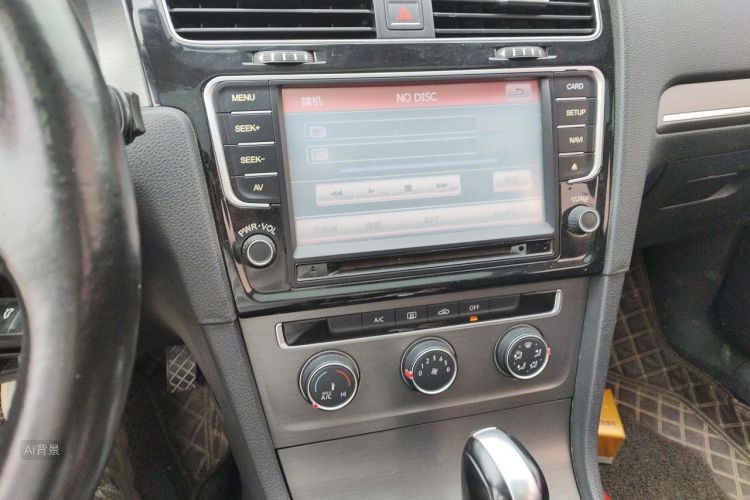 Volkswagen Golf 2016 car image #15