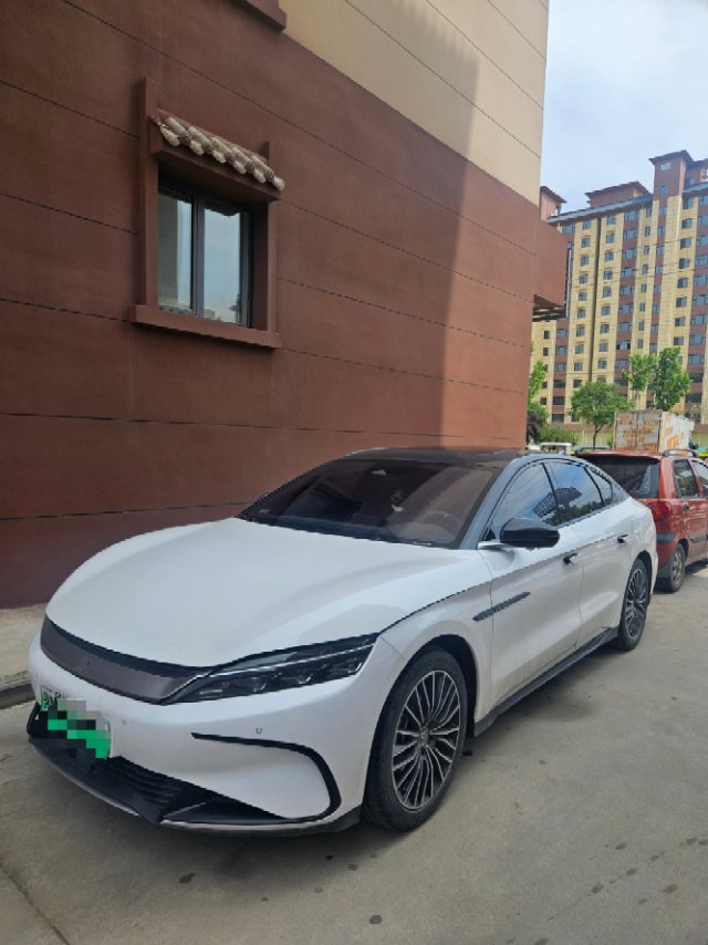 BYD Han 2023 car image 