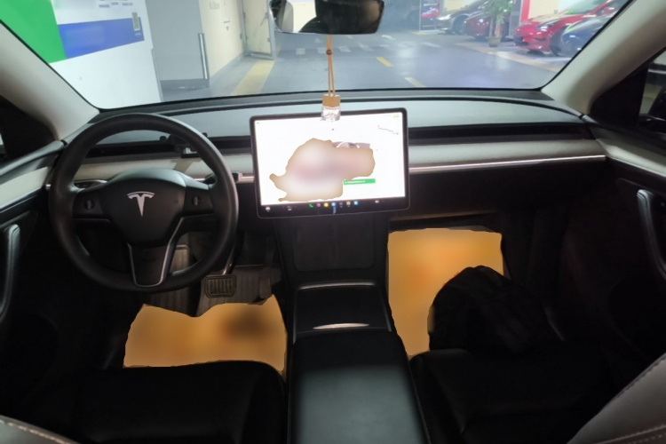 Tesla Model Y 2024 #10 Tesla Model Y 2024 car image #10