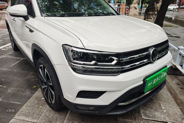 Volkswagen Tharu 2021 car image #8