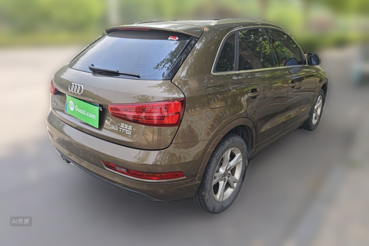 Audi Q3 2019 car image #7