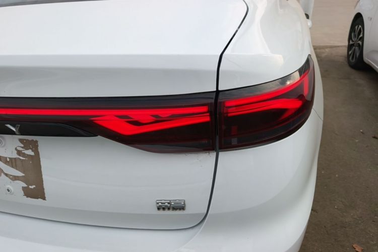 GEELY Emgrand 2023 изображение автомобиля #8