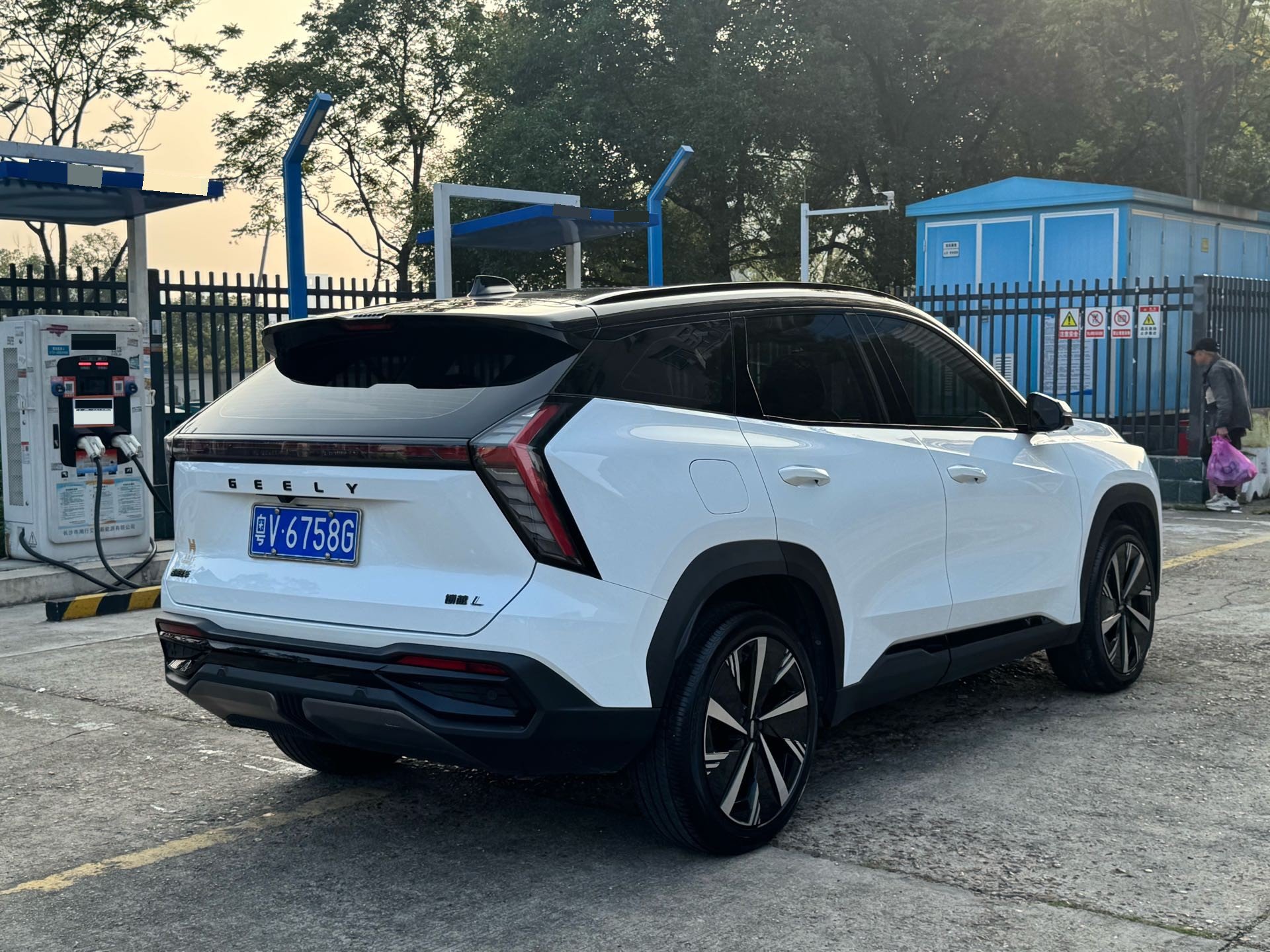 GEELY Boyue L 2023 #7 GEELY Boyue L 2023 immagine di auto #7
