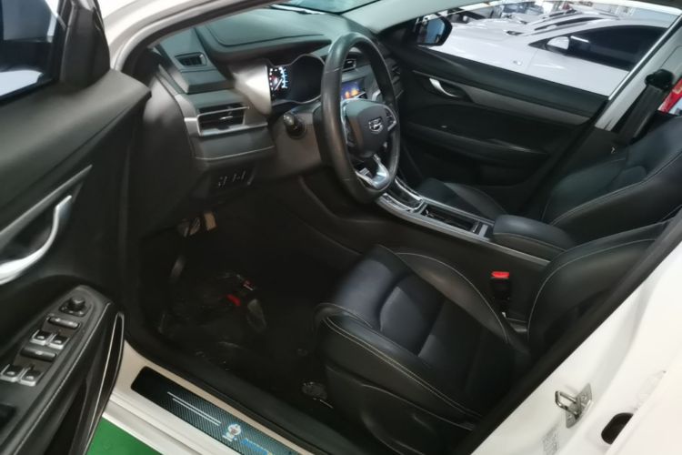 GEELY Emgrand 2021 car image #15