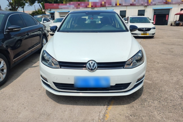 Volkswagen Golf 2017 immagine di auto #3