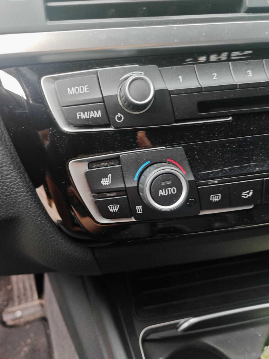 BMW 3 Series 2017 car image #6