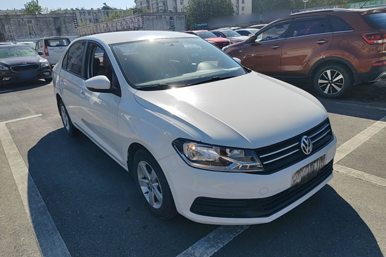 Volkswagen Santana 2017 car image #6