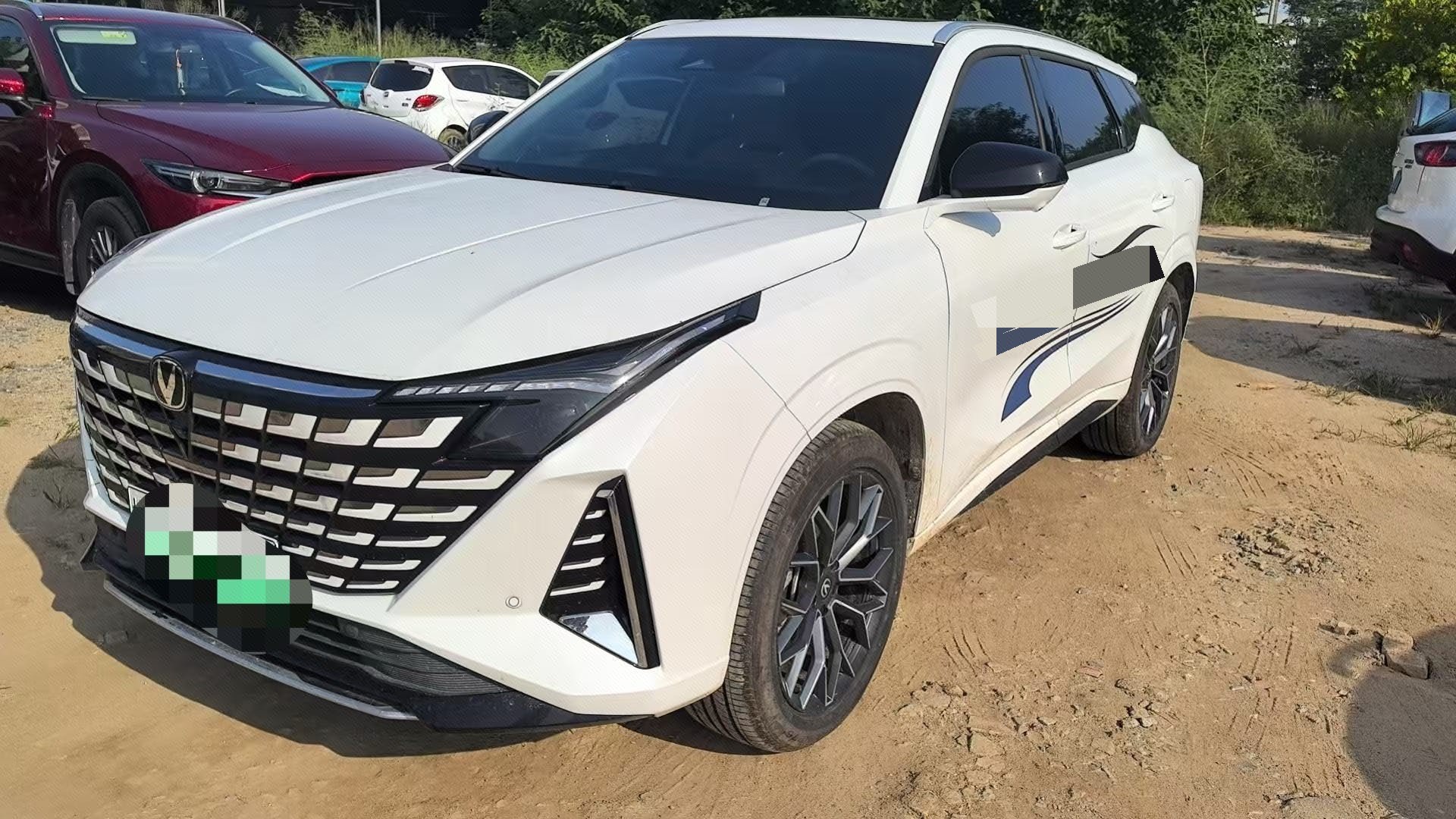 Changan UNI-Z PHEV 2025 Changan UNI-Z PHEV 2025 car image