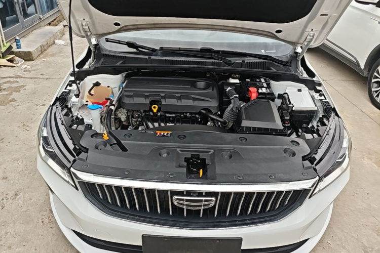 GEELY Emgrand 2022 #21 GEELY Emgrand 2022 car image #21