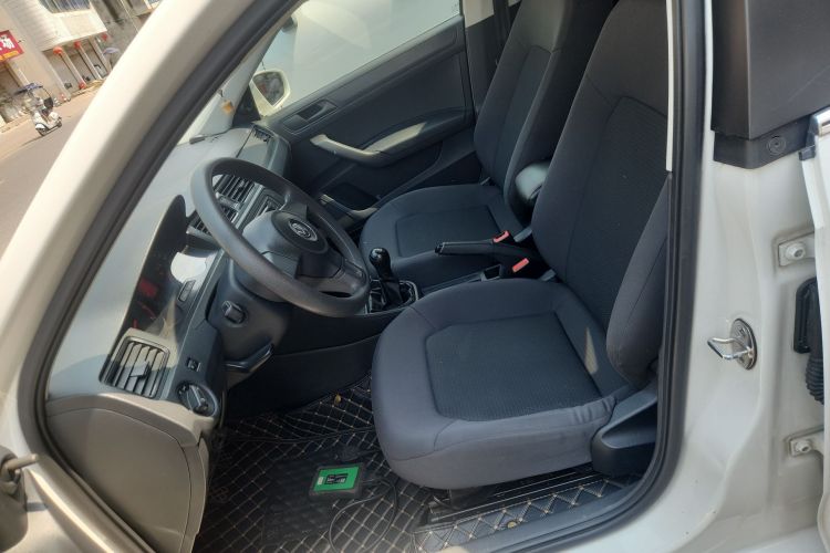 Volkswagen Santana 2016 صورة سيارة #15