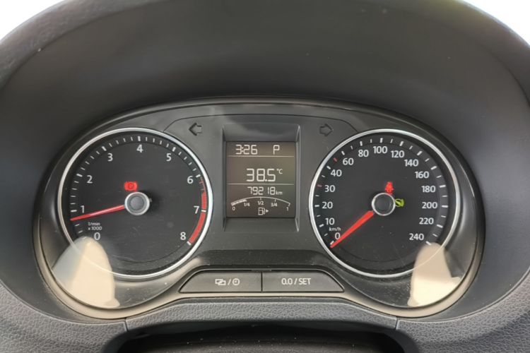 Volkswagen Polo 2017 #16 Volkswagen Polo 2017 car image #16
