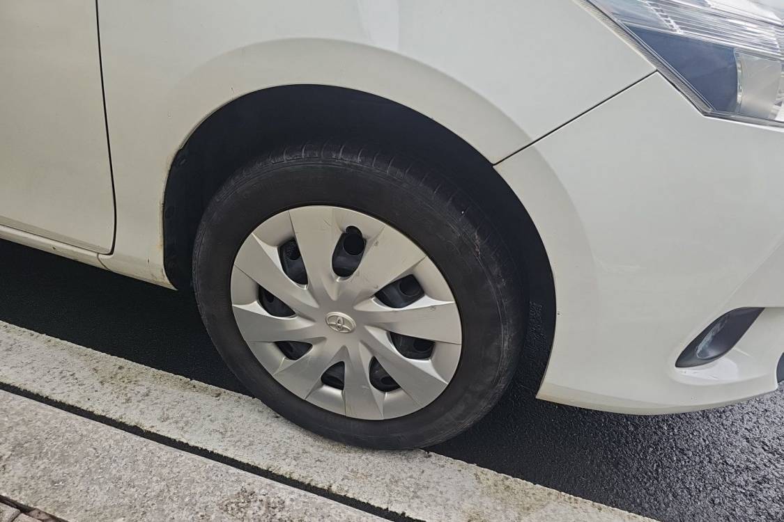 Toyota Vios 2015 car image #9