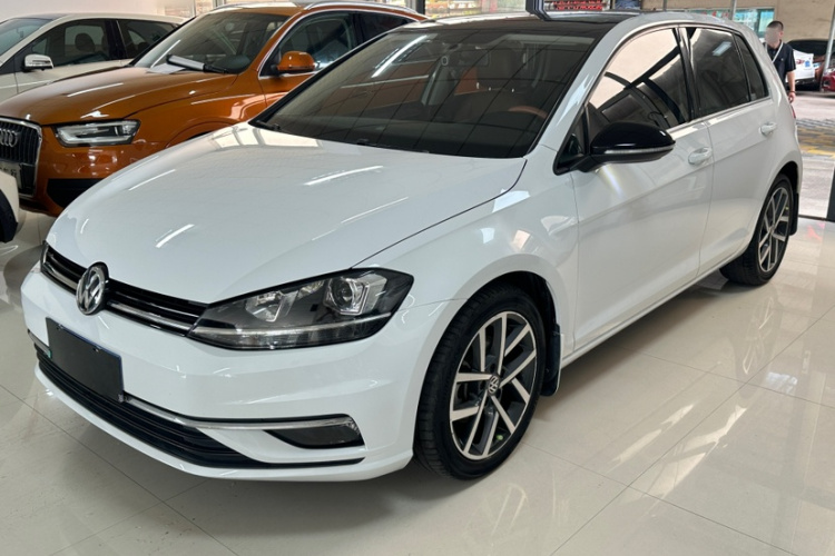 Volkswagen Golf 2020 #4 Volkswagen Golf 2020 car image #4