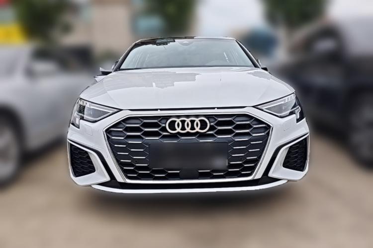 Audi A3 2021 car image #3