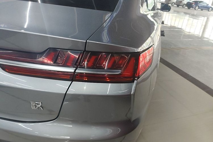 BYD Han 2022 car image #8