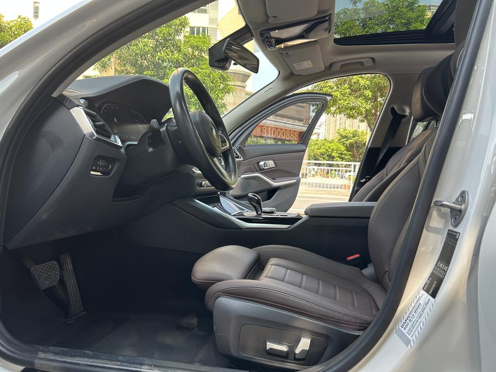 BMW 3 Series 2021 imagen de coche #18
