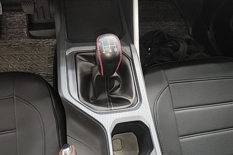 GEELY Emgrand 2026 #14 GEELY Emgrand 2026 image de voiture #14